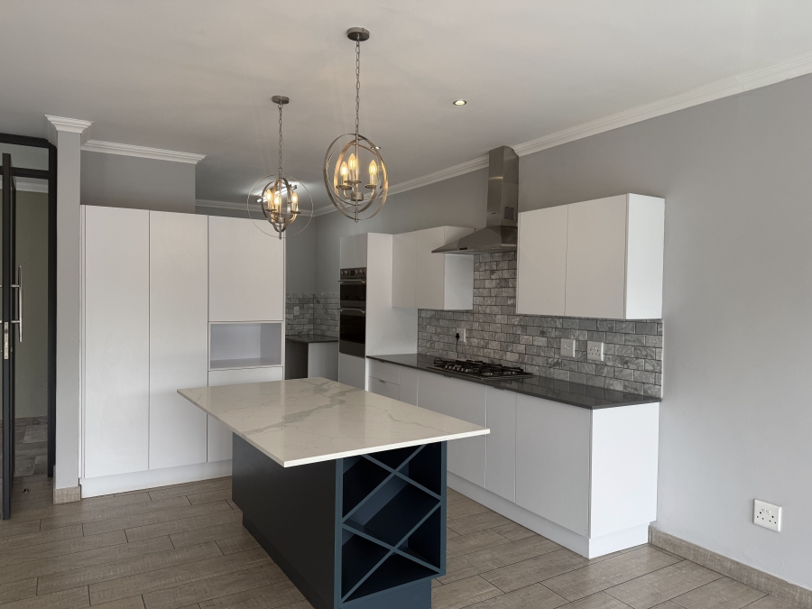 3 Bedroom Property for Sale in The Islands Estates North West